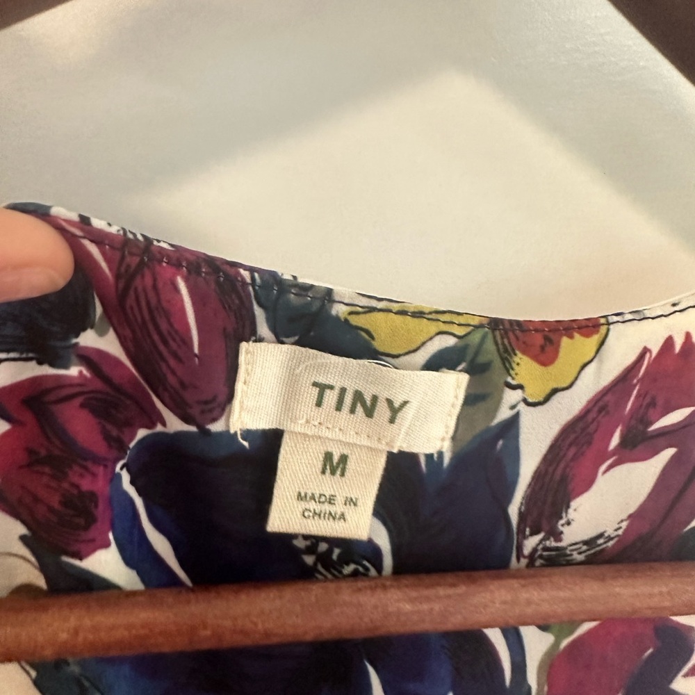 Flowy floral short dress. Tiny brand from Anthropologie. New without tags. - Picture 7 of 9